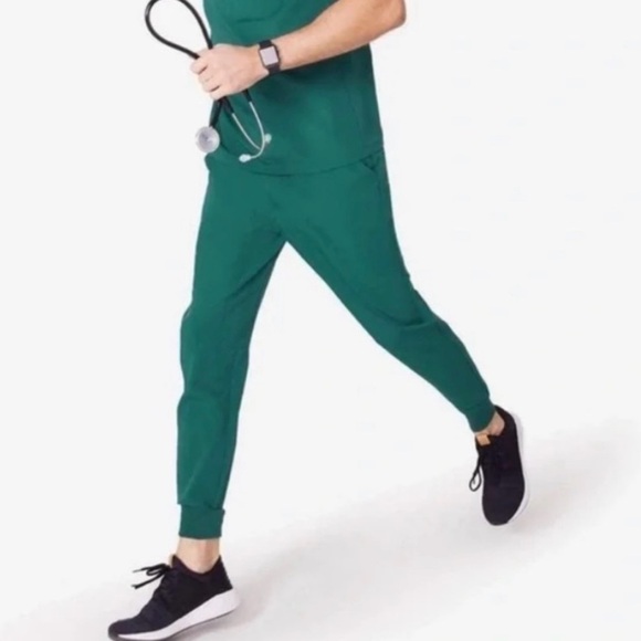 FIGS Men’s Green Tansen Jogger Scrub Bottoms SIZE SMALL TALL - Picture 2 of 9